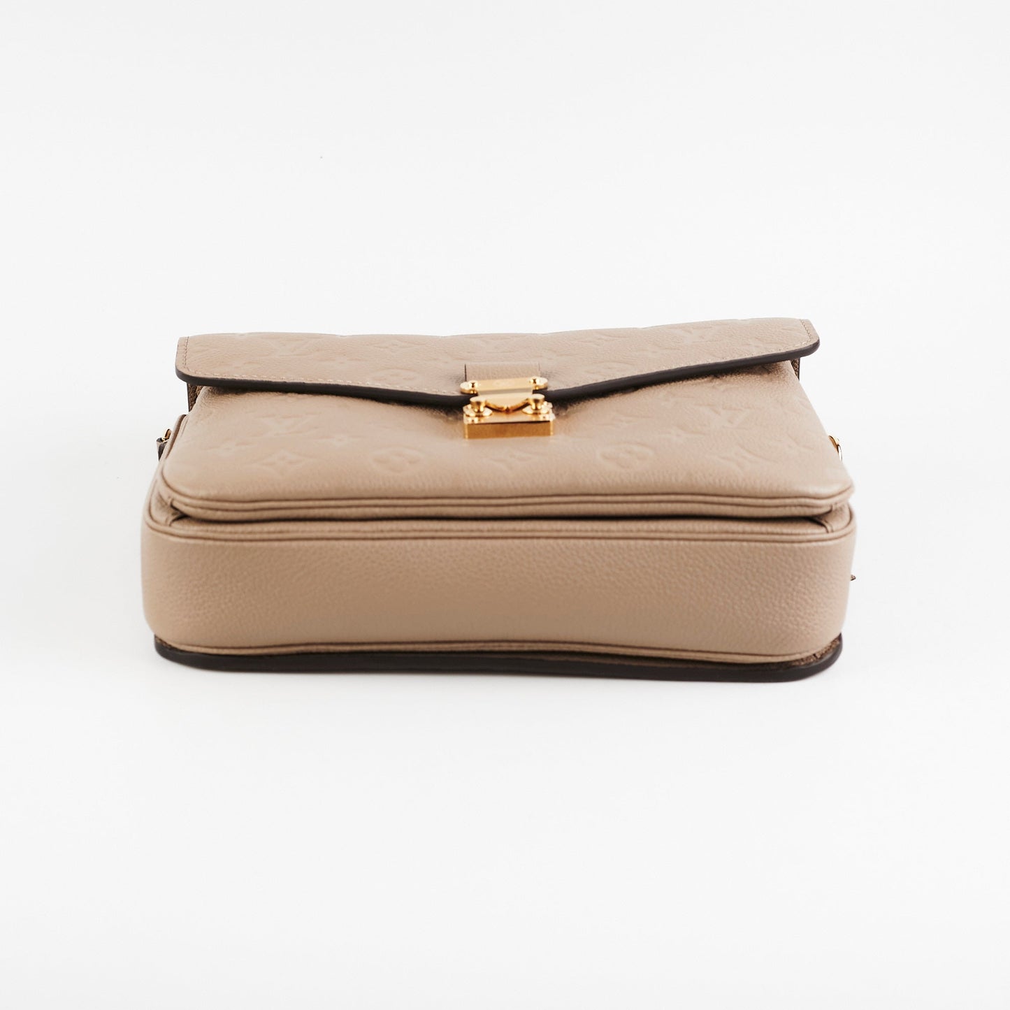 Louis Vuitton Pochette Metis Beige