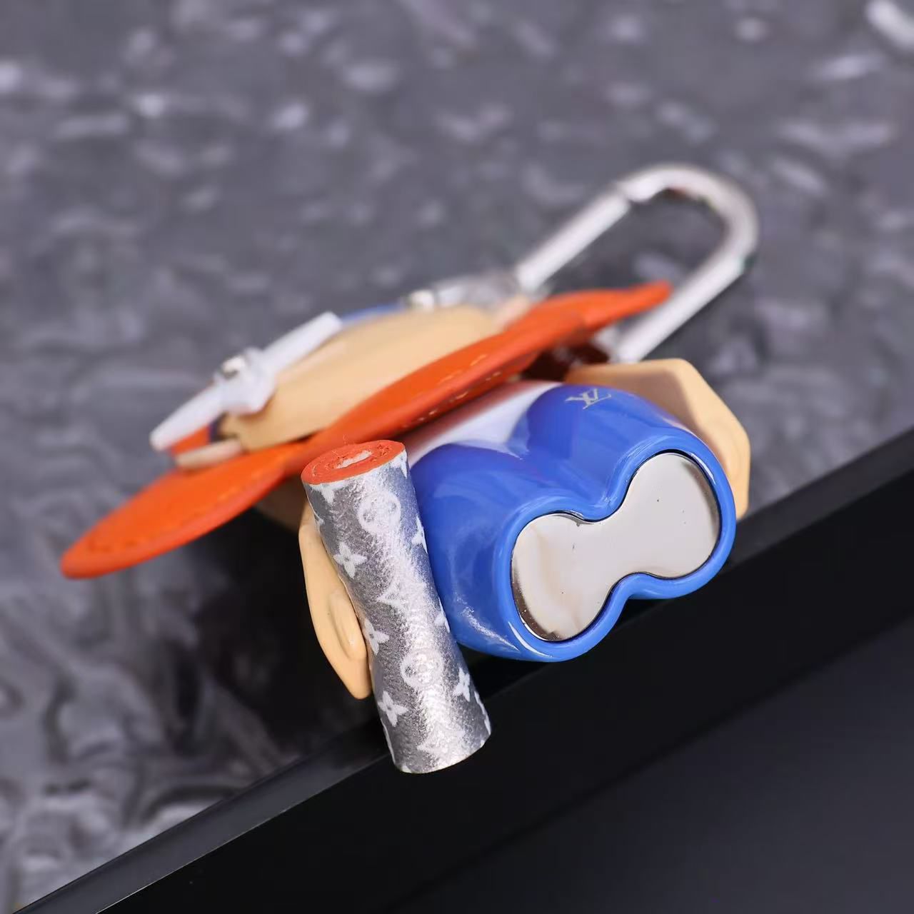 Vivienne LV KeyChain