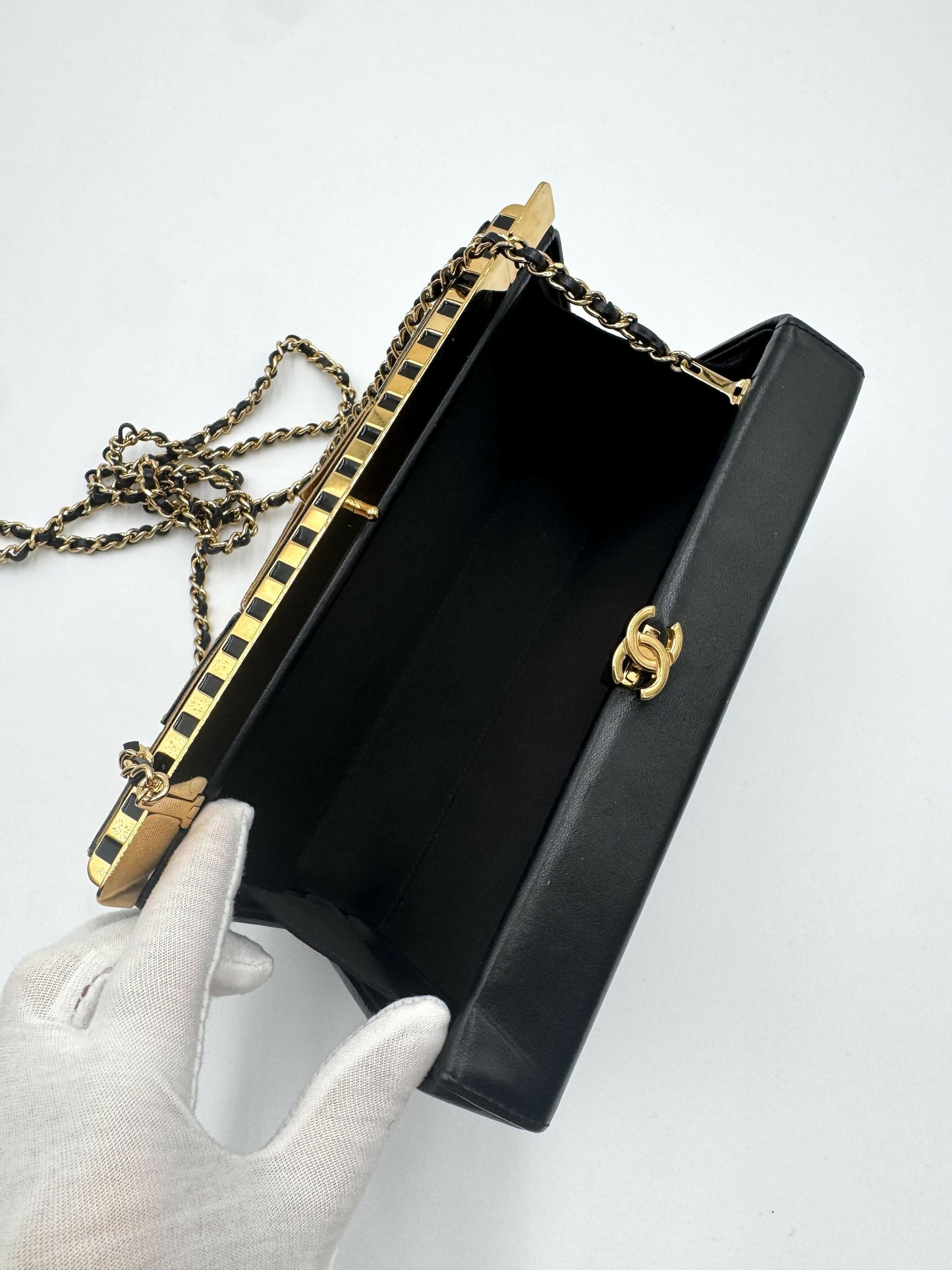 Chanel Chanel 19 Black Shoulder Bag