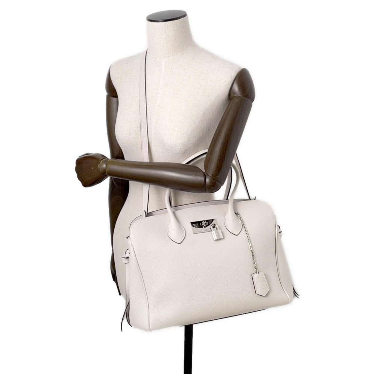 Louis Vuitton  Leather Handbag Shoulder Bag