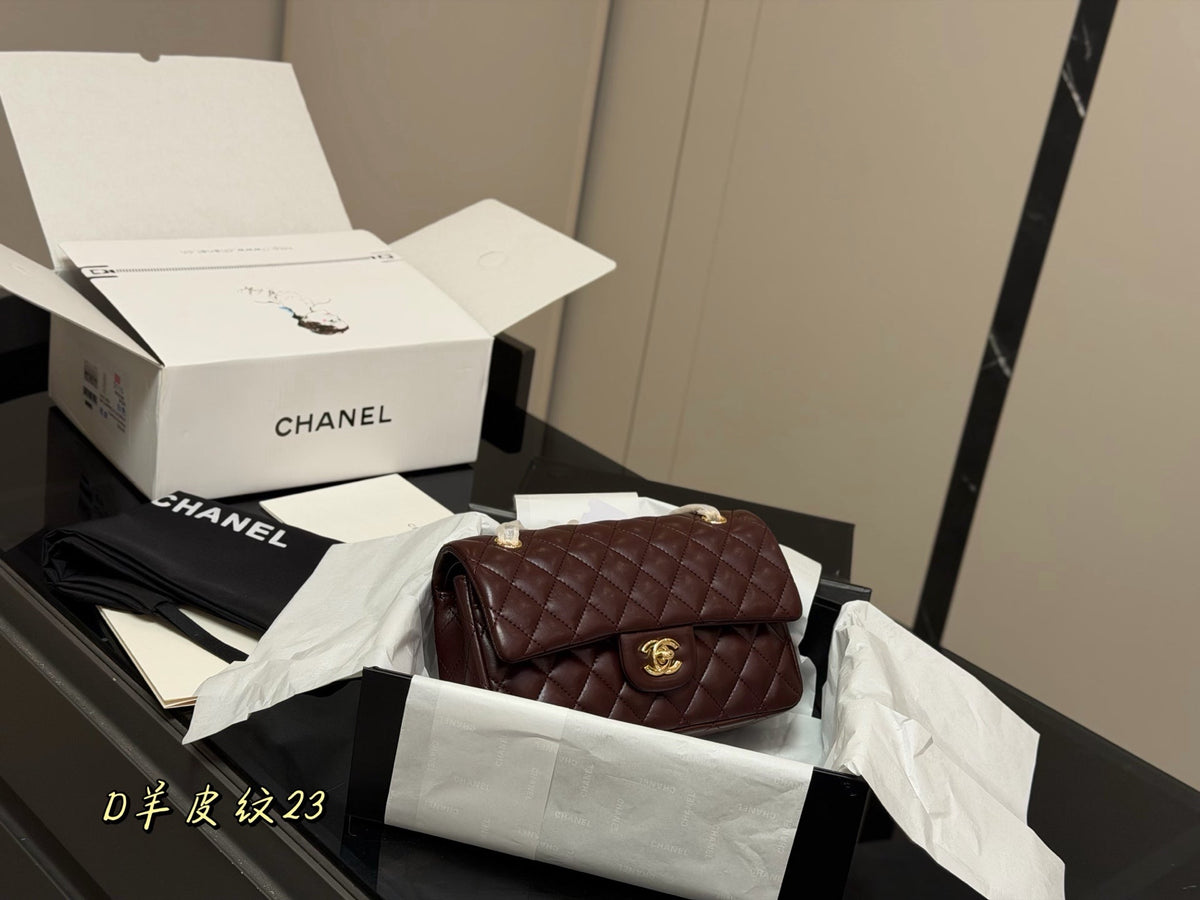 High-End Women's Fashion Handbags-30