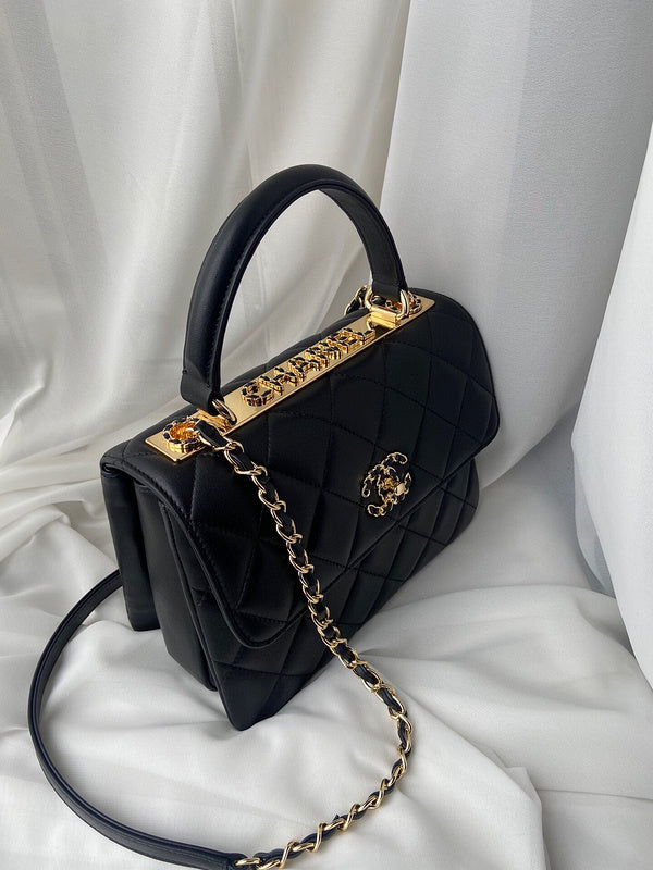 Chanel Luxury Handbag Style 132