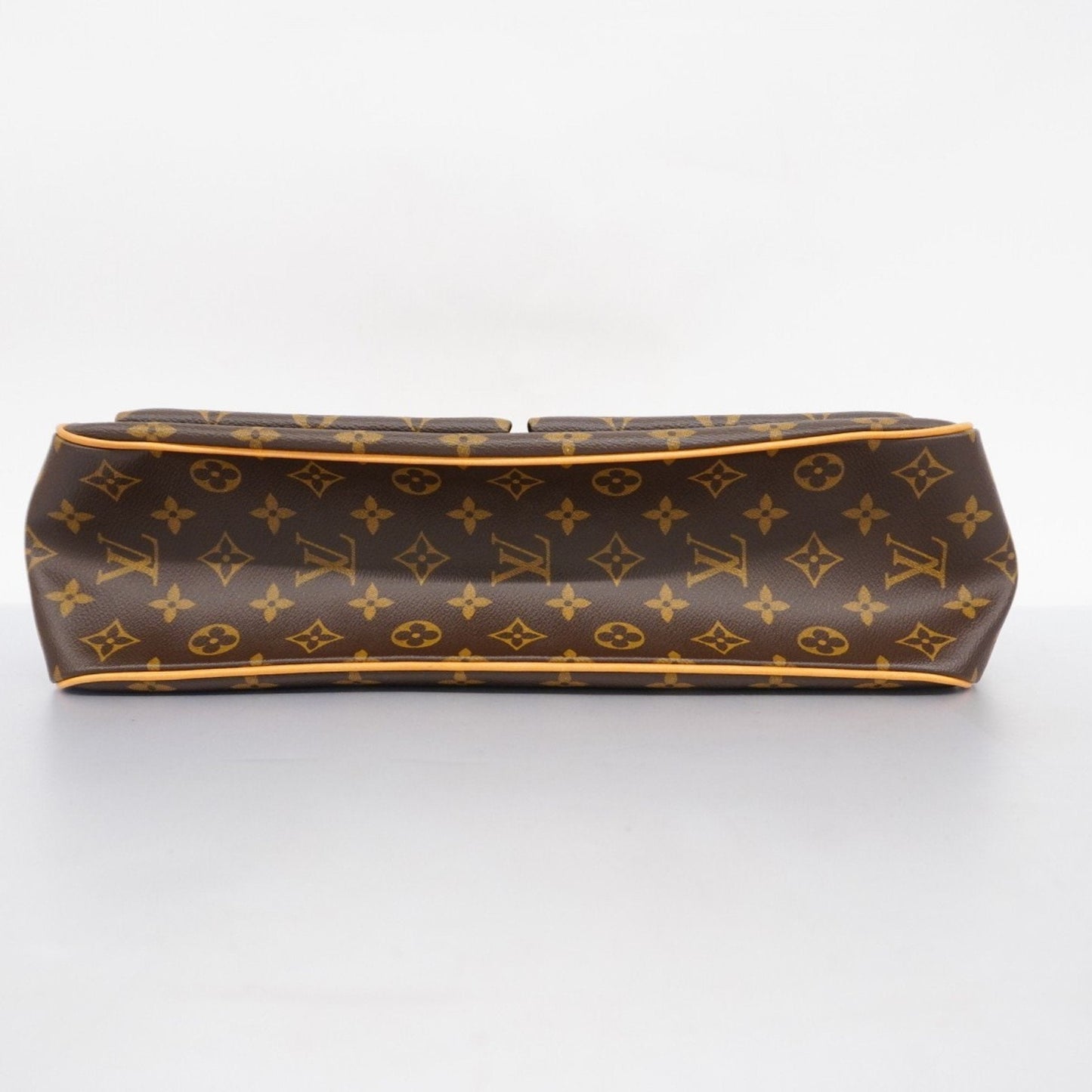 Louis Vuitton  Shoulder Bag