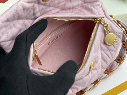 Chanel Luxury Handbag Style 621