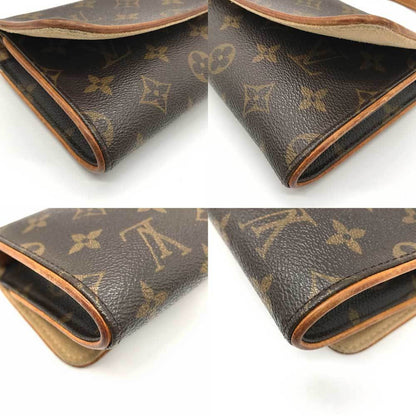 Louis Vuitton   Pochette Shoulder Bag