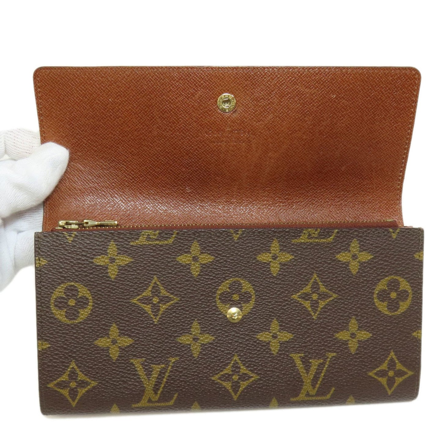Louis Vuitton   Long Wallet (Bi-Fold)