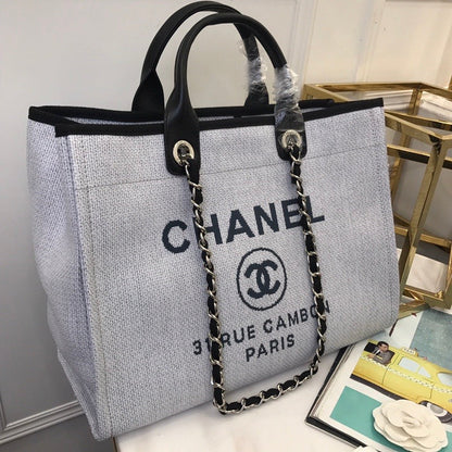 Chanel Luxury Handbag Style 561