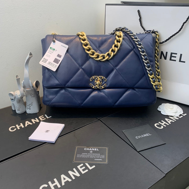 Chanel Luxury Handbag Style 583