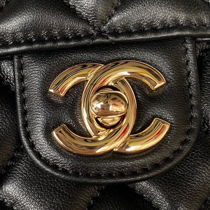 Chanel Luxury Handbag Style 319