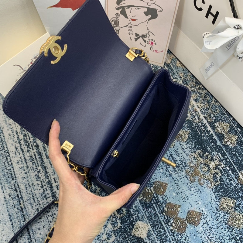 Chanel Luxury Handbag Style 498