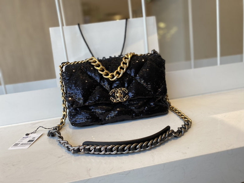 Chanel Luxury Handbag Style 508