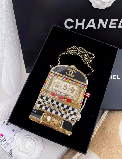 Chanel Luxury Leather Clutch Style 7