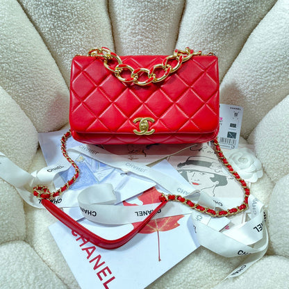 Chanel Luxury Handbag Style 420