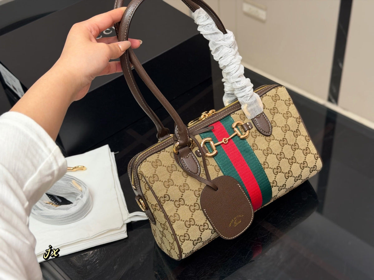 Premium Fashion Travel Bags-2277