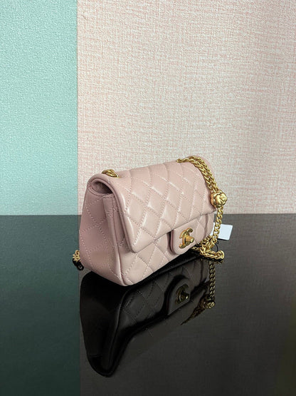Chanel Luxury Handbag Style 65