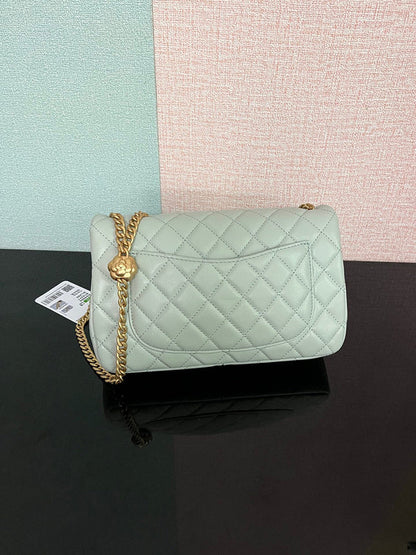 Chanel Luxury Handbag Style 92