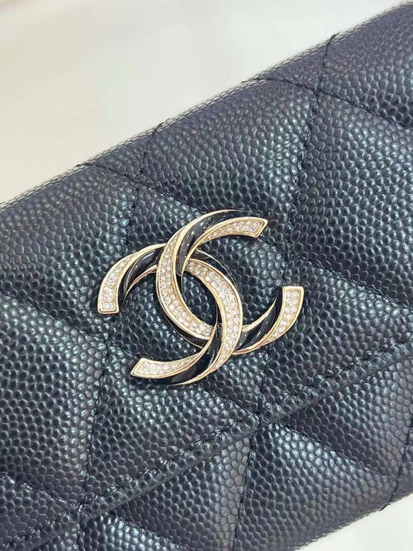 Chanel Luxury Handbag Style 318