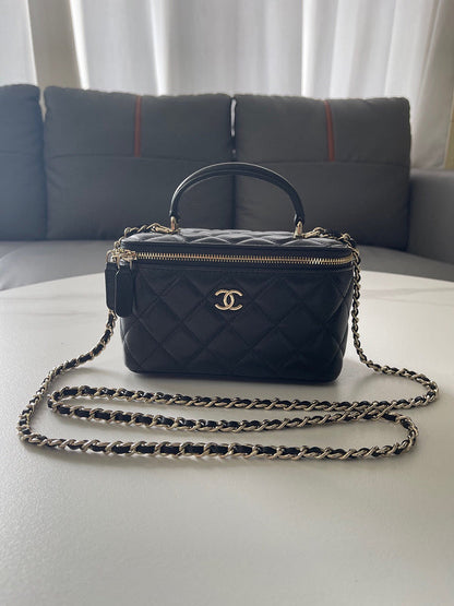 Chanel Luxury Handbag Style 197