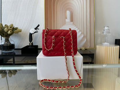 Chanel Luxury Handbag Style 456