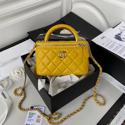 Chanel Luxury Handbag Style 186