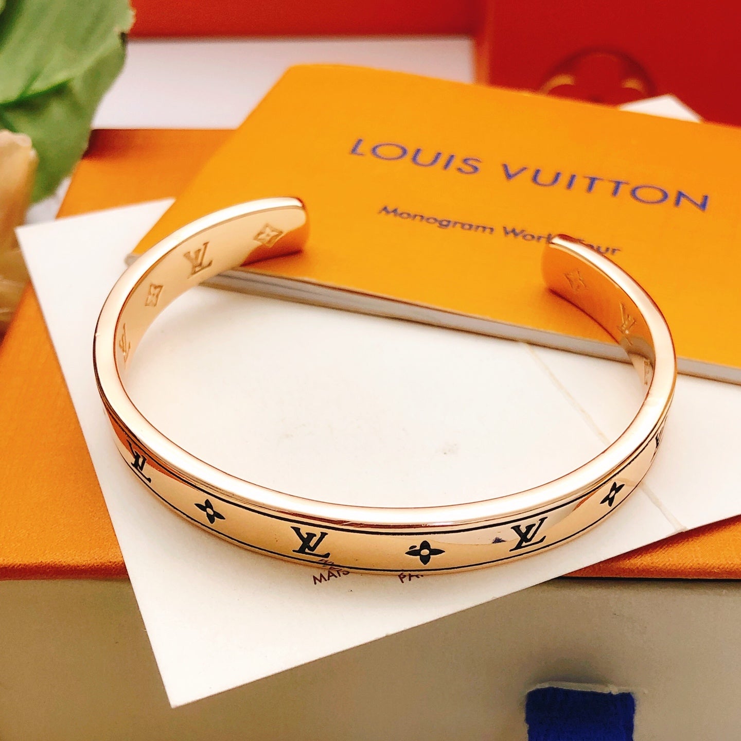 High-Quality Polished Bangle