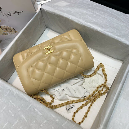 Chanel Luxury Handbag Style 617