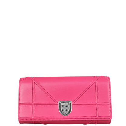 Dior Diorama Wallet on Chain