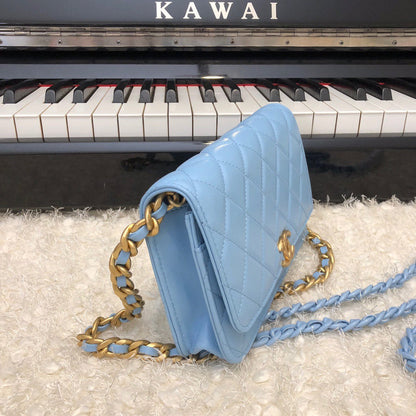 Chanel Luxury Handbag Style 429