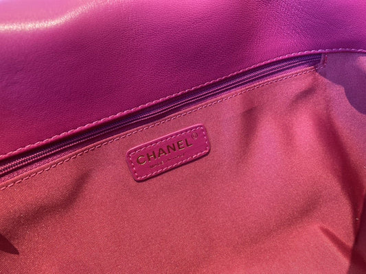 Chanel Luxury Handbag Style 601