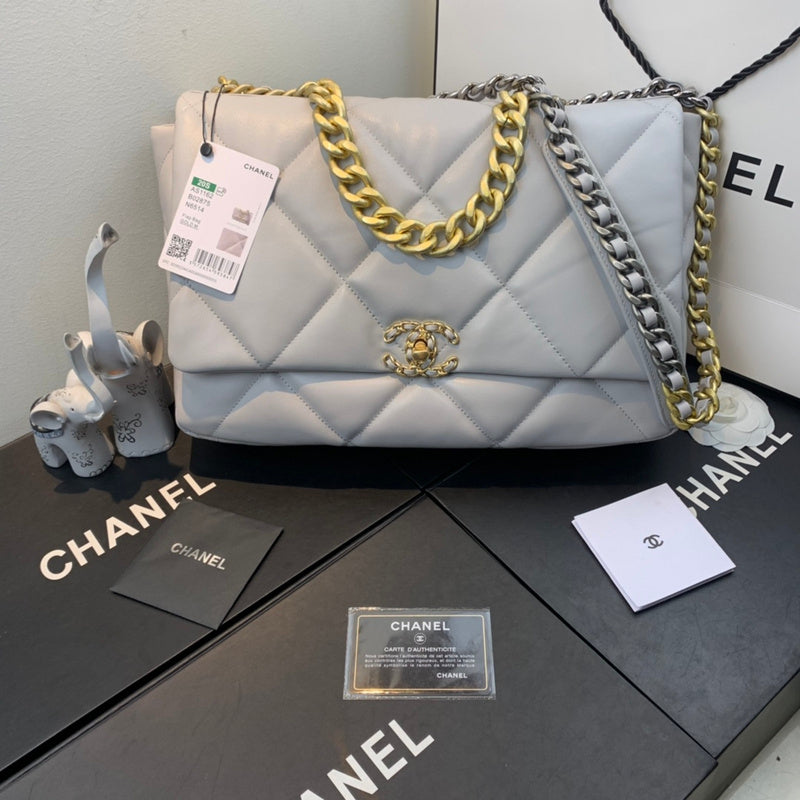 Chanel Luxury Handbag Style 574