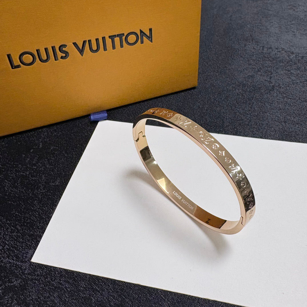High-Quality Bracelets-21