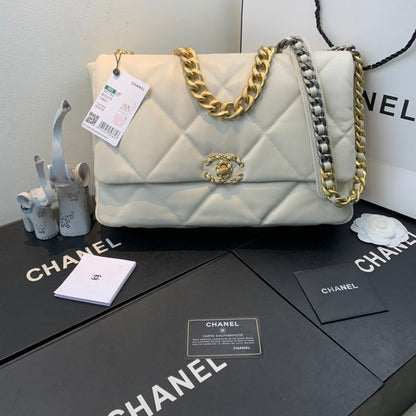 Chanel Luxury Handbag Style 582