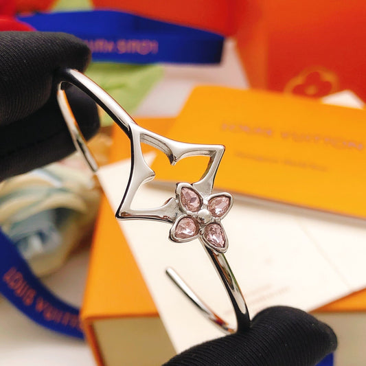 High-Quality Colored Diamond Bangle