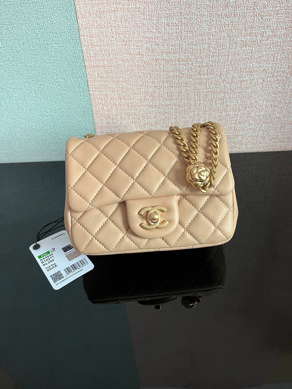 Chanel Luxury Handbag Style 82