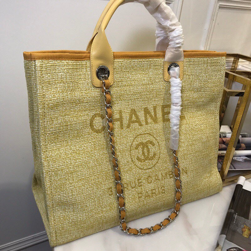 Chanel Luxury Handbag Style 543