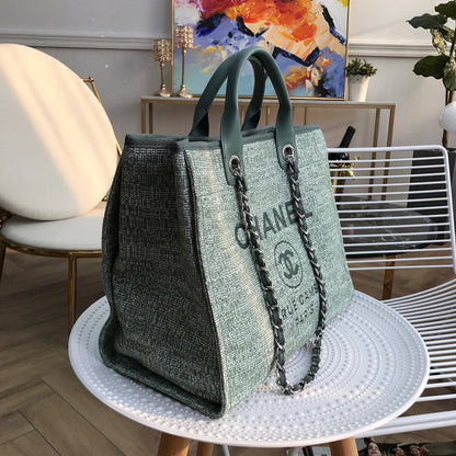 Chanel Luxury Handbag Style 548