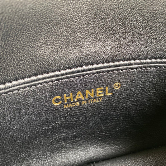 Chanel Luxury Handbag Style 653