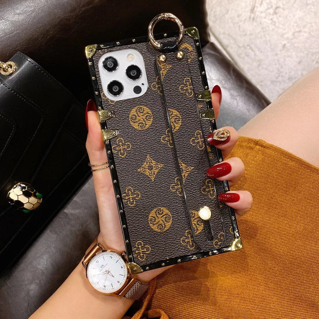 Vintage pattern wrist phone case for Samsung