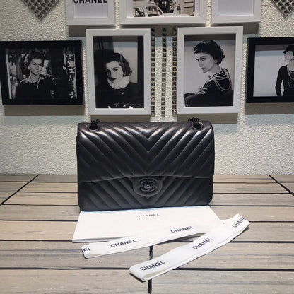Chanel Luxury Handbag Style 180