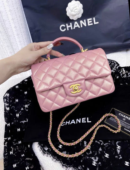 Chanel Lambskin Gold Shoulder Bag Style 20