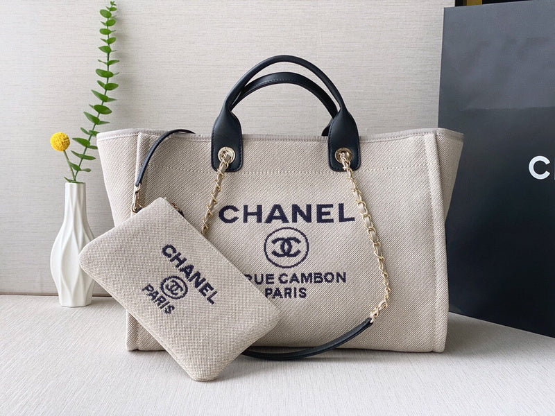 Chanel Luxury Handbag Style 151