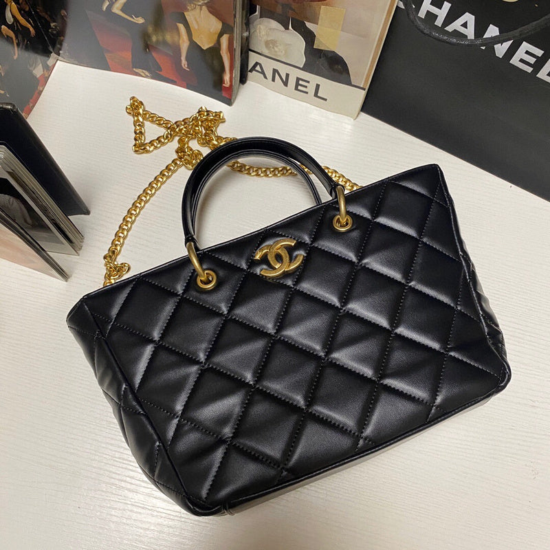 Chanel Luxury Handbag Style 50