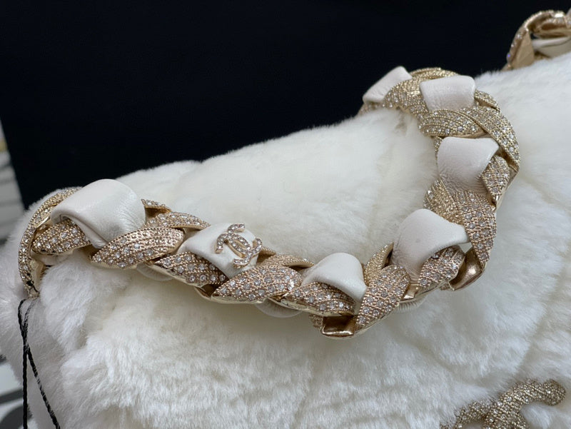 Chanel Luxury Handbag Style 596