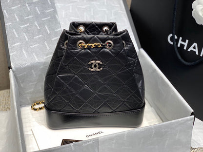 Chanel Luxury Handbag Style 390