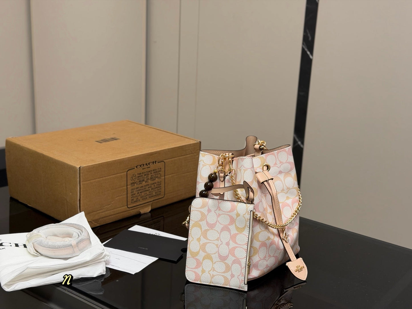 High-End Women's Fashion Handbags-21