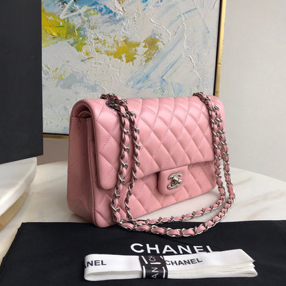 Chanel Luxury Handbag Style 210