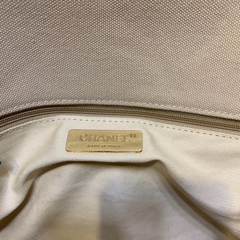 Chanel Luxury Handbag Style 481