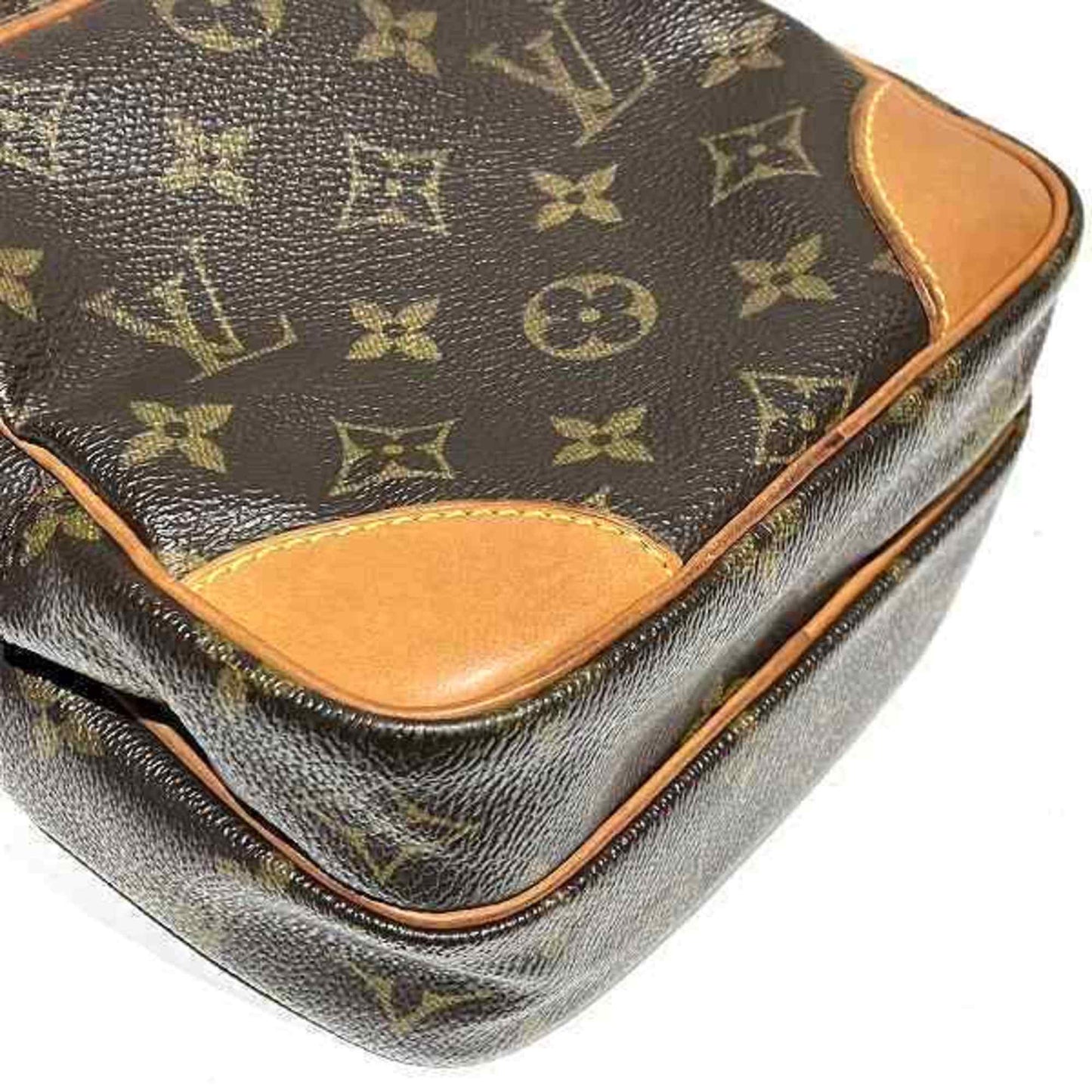 Louis Vuitton  Shoulder Bag