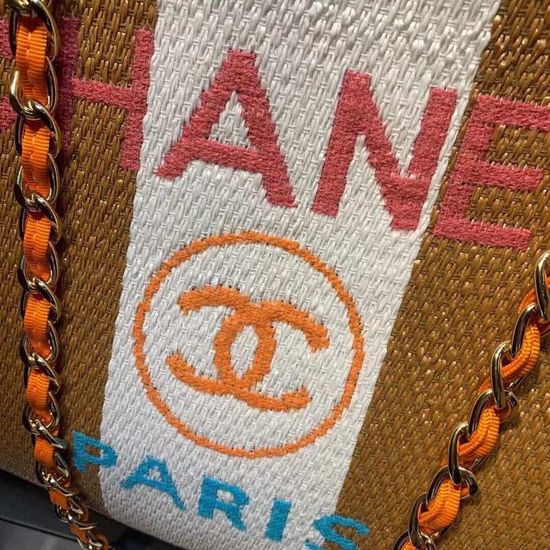 Chanel Luxury Handbag Style 560