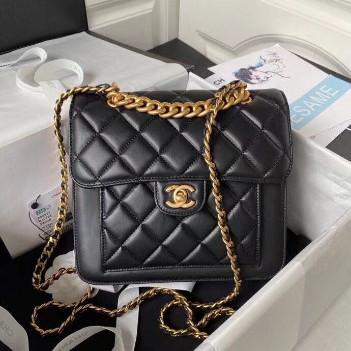 Chanel Luxury Handbag Style 275